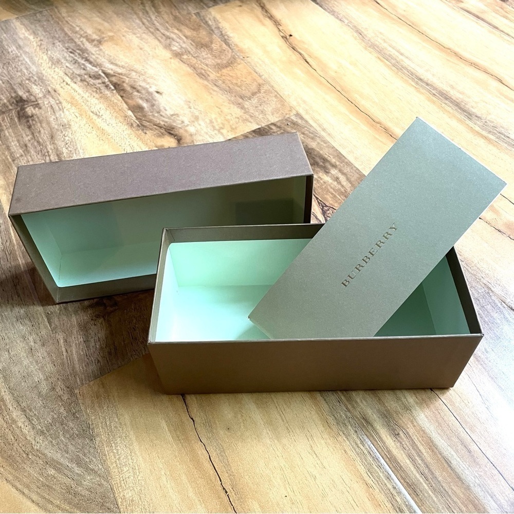 Authentic Burberry Sunglasses Empty Gift Box Cardboard Brown - Picture 2 of 6
